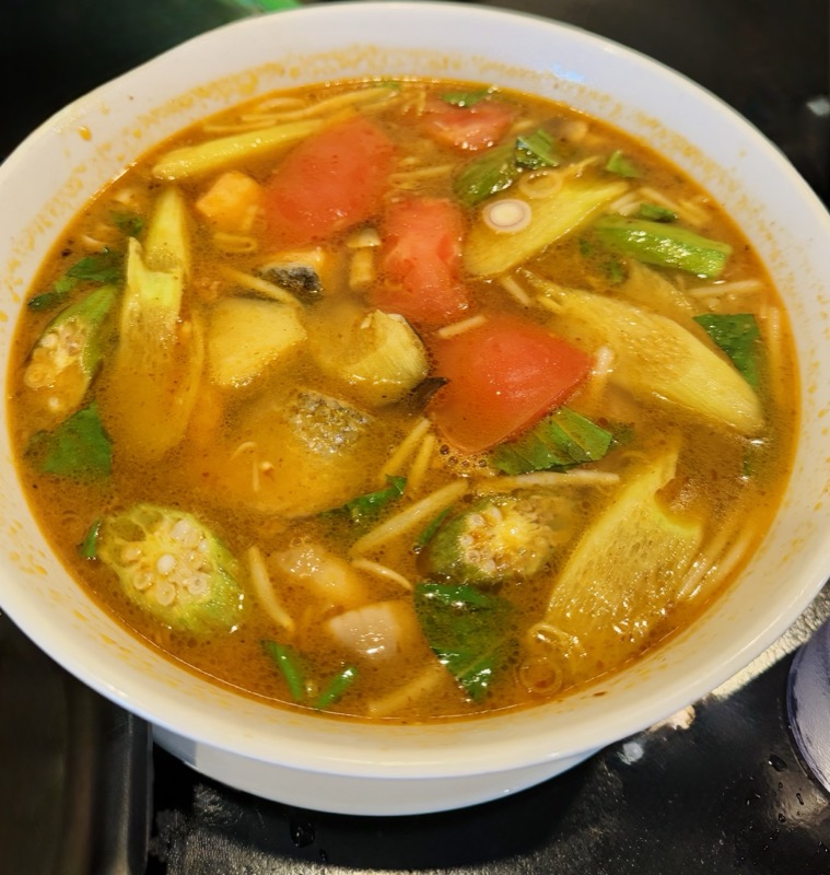 Canh Chua — Vietnamese Sour Soup